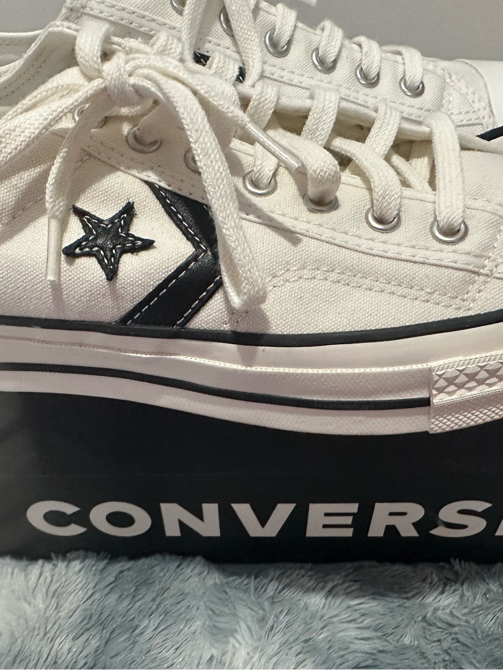 Converse Women's Vintage White Low-Top Canvas Sneakers with Black Star Chevron